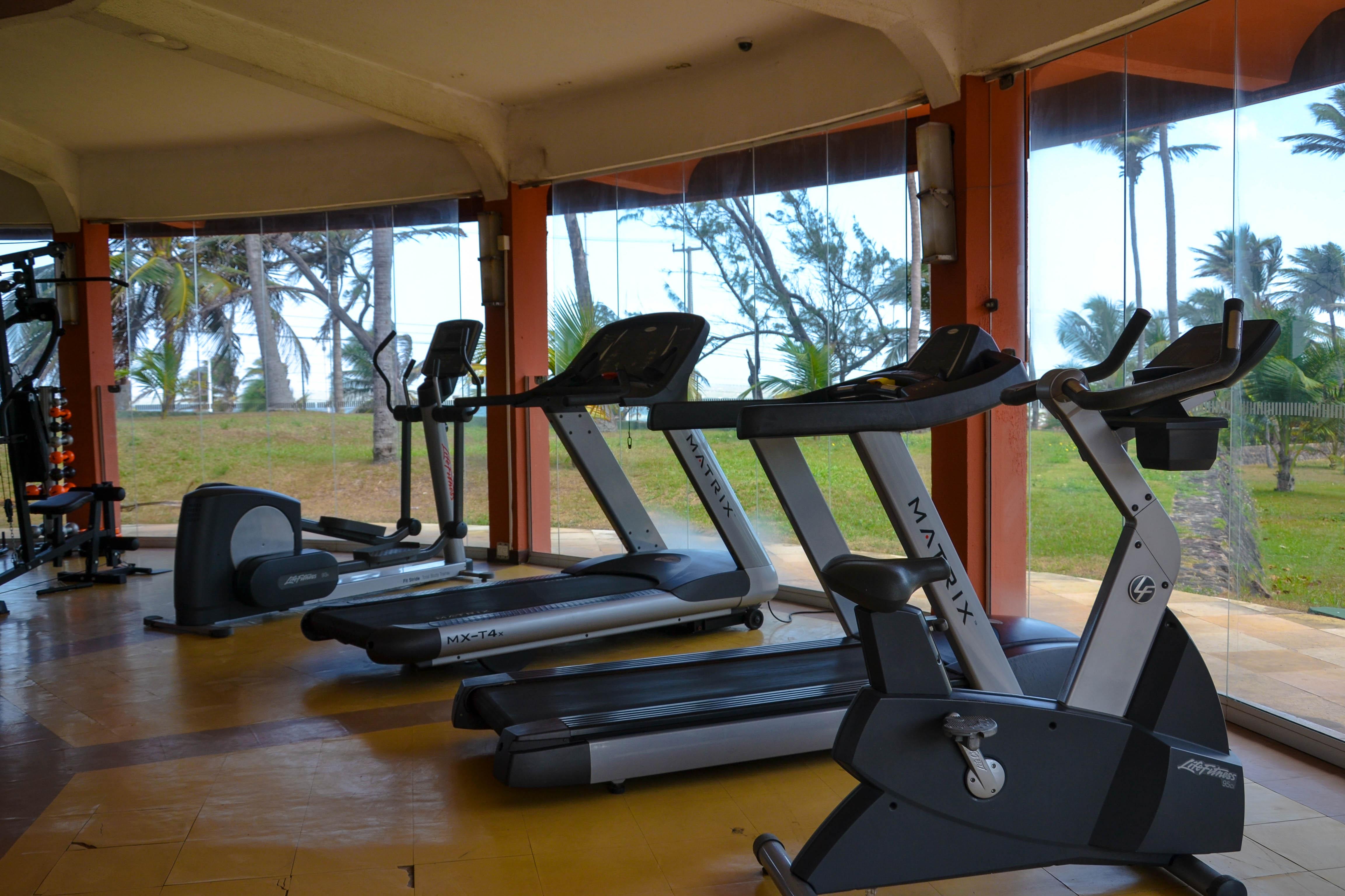 ホテル Blue Tree Towers Sao Luis エクステリア 写真 Treadmills in a gym